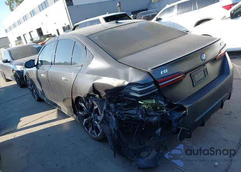 2024 BMW I5 M60 from USA, damaged, VIN WBY43FK02RCR76400